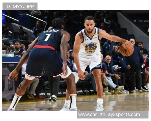 科尔谈库里伤情恢复情况让球队感到宽慰与期待